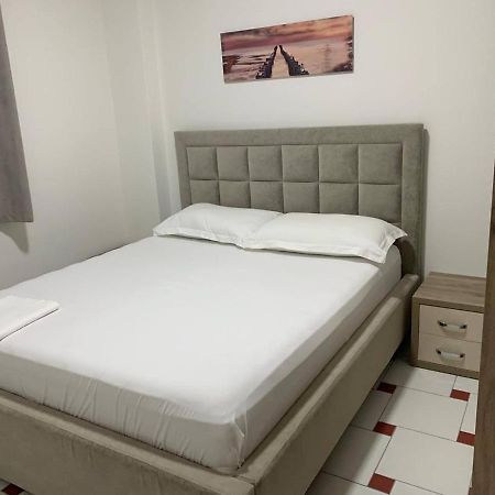 סרנדה Jasmine Apartments מראה חיצוני תמונה