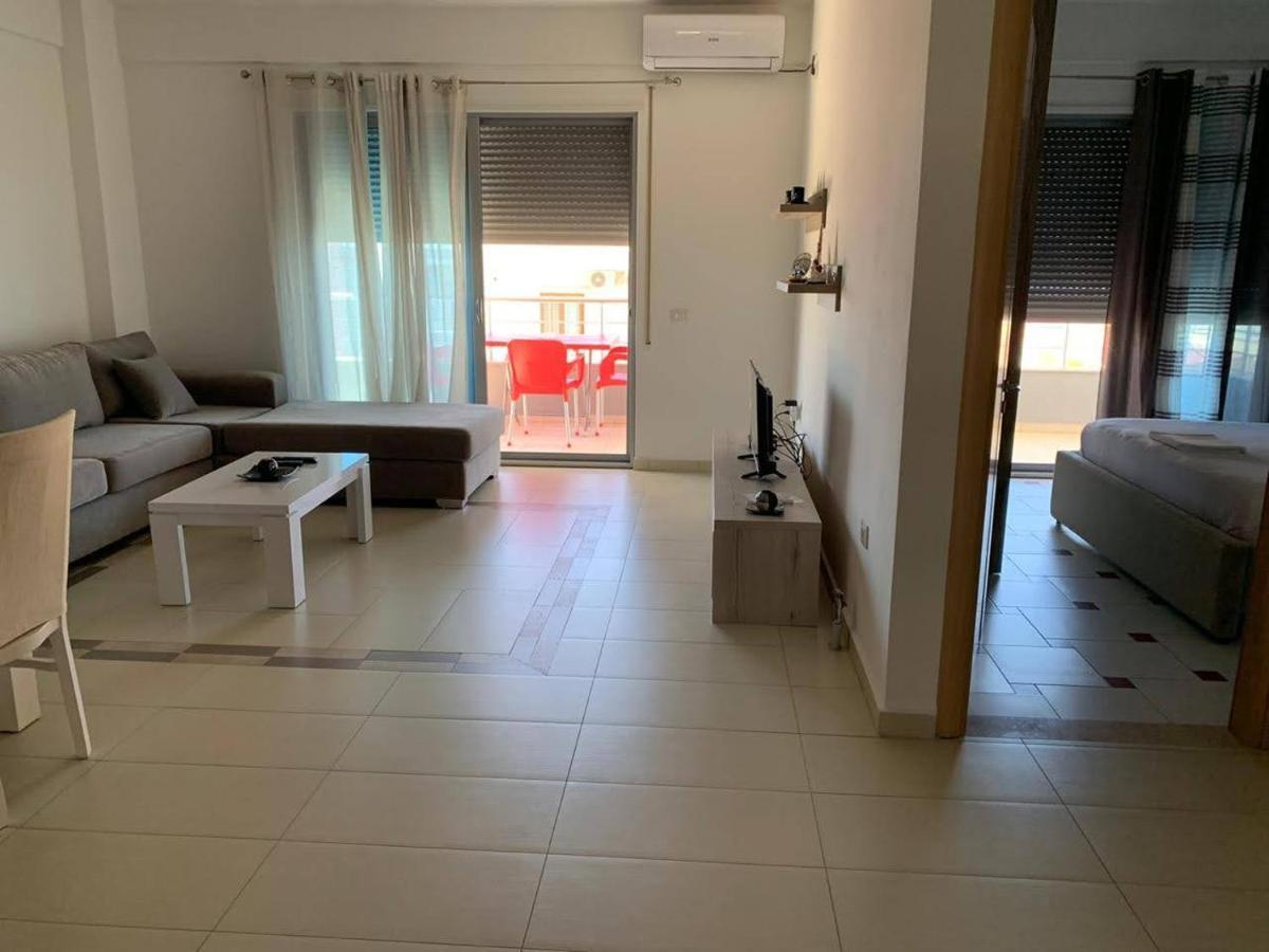 סרנדה Jasmine Apartments מראה חיצוני תמונה