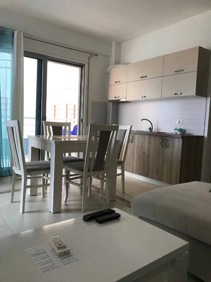 סרנדה Jasmine Apartments מראה חיצוני תמונה