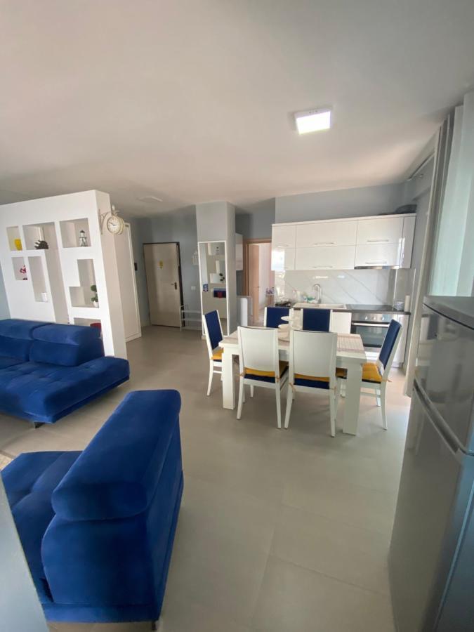 סרנדה Jasmine Apartments מראה חיצוני תמונה