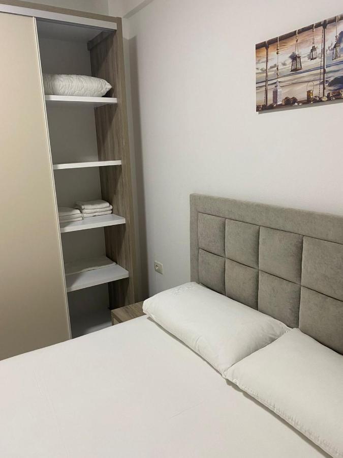 סרנדה Jasmine Apartments מראה חיצוני תמונה